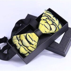 Pre-Tied Feather Bow